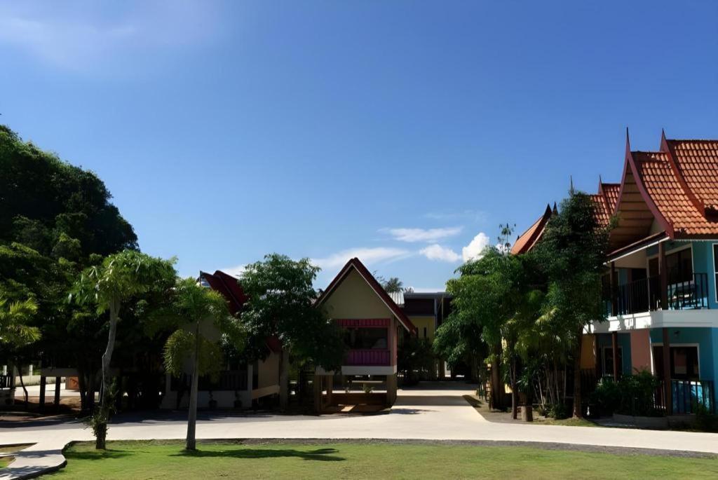 Satun Boutique Resort Bagian luar foto